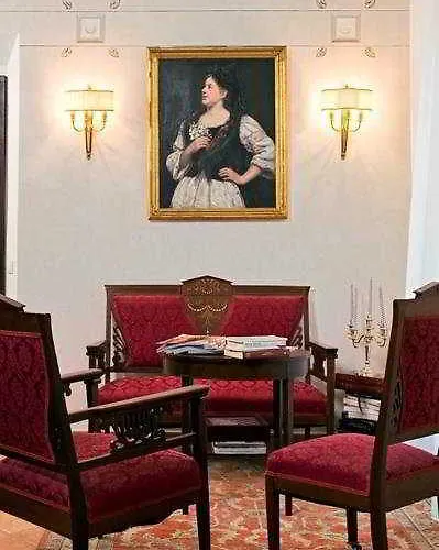 Oda ve Kahvaltı Residenza Sciarra 4*