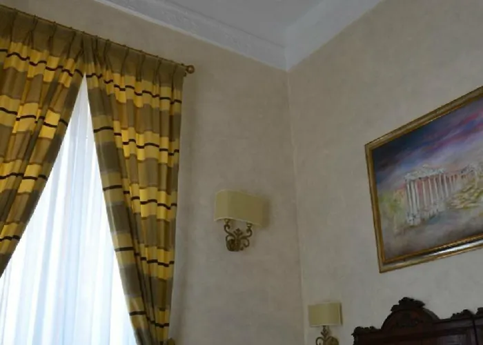 Residenza Sciarra Oda ve Kahvaltı 4*
